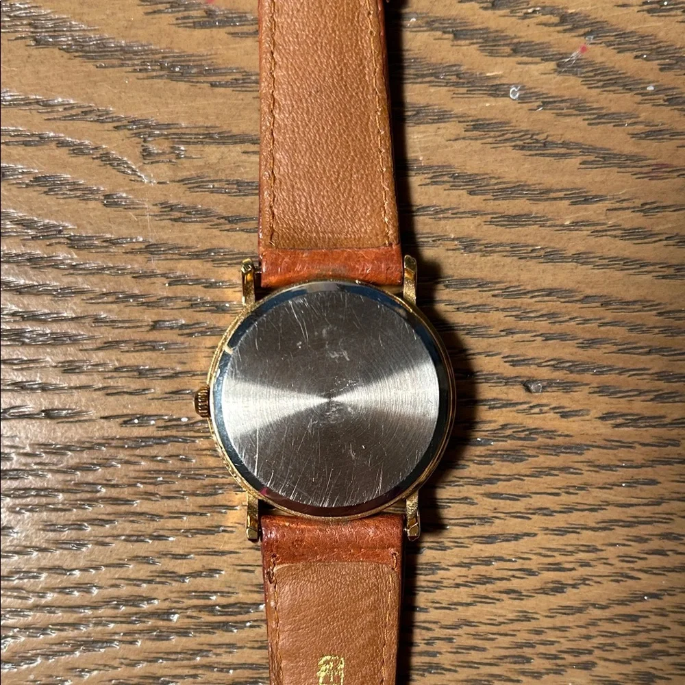 Vintage LABRE Quartz Moon Phase Gold Tone Watch - Picture 9 of 9